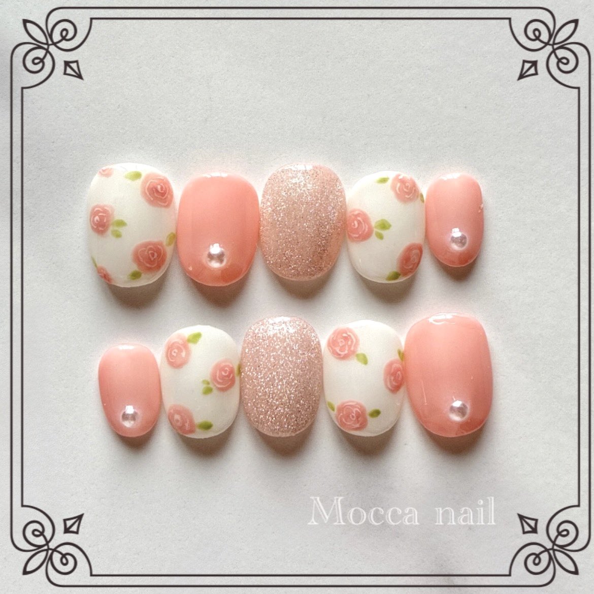 mocca___nail's tweet photo. ガーリーながらシンプル可愛いのできた⸜( ˶'ᵕ'˶)⸝♡
Creema 
https://t.co/0As3lQdwz6
#ネイルチップ https://t.co/VZZ6Mq6CnF