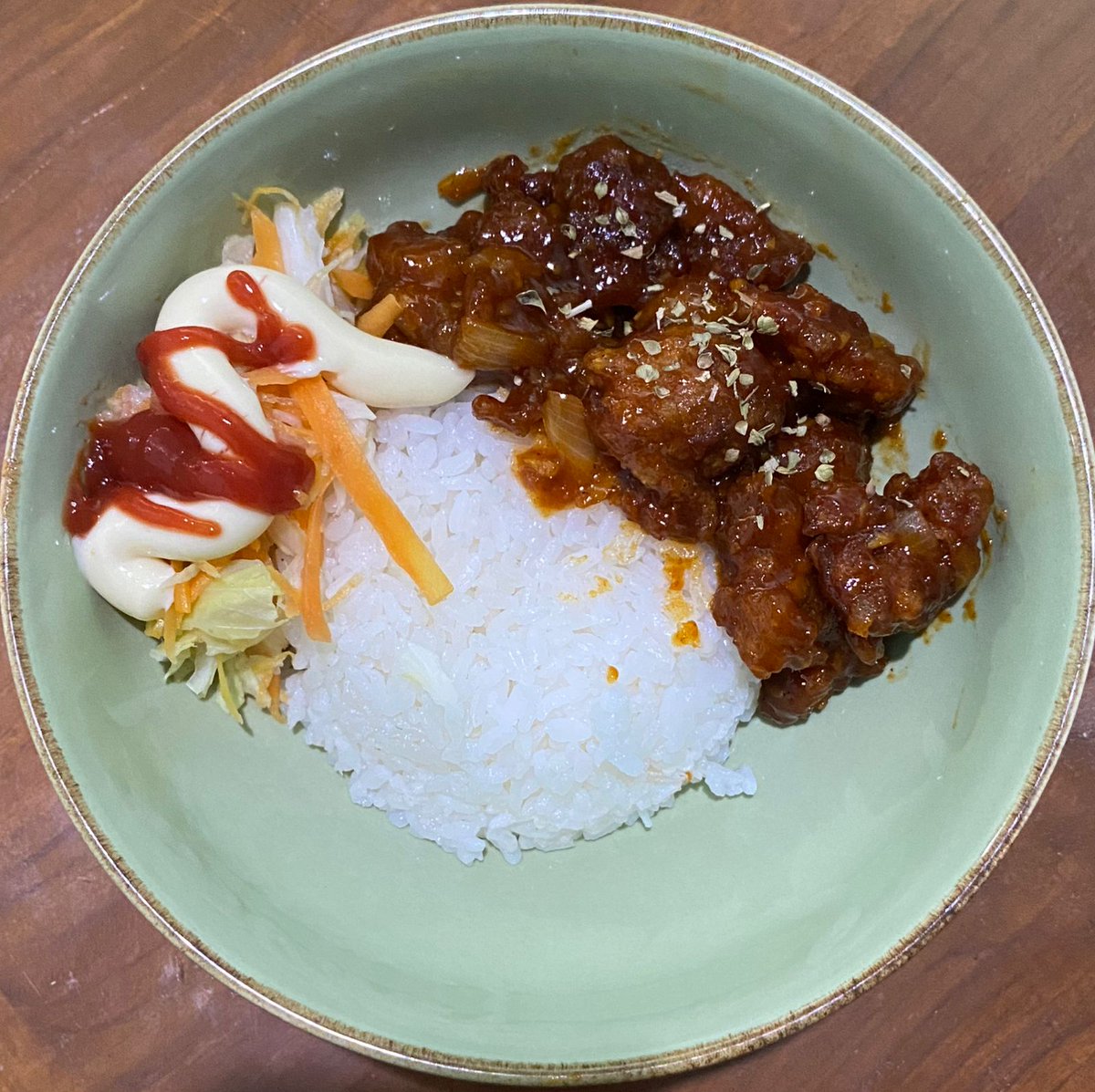 b_utifulregret's tweet photo. Spicy honey chicken 👩🏻‍🍳✨ https://t.co/YszoNZKOEM