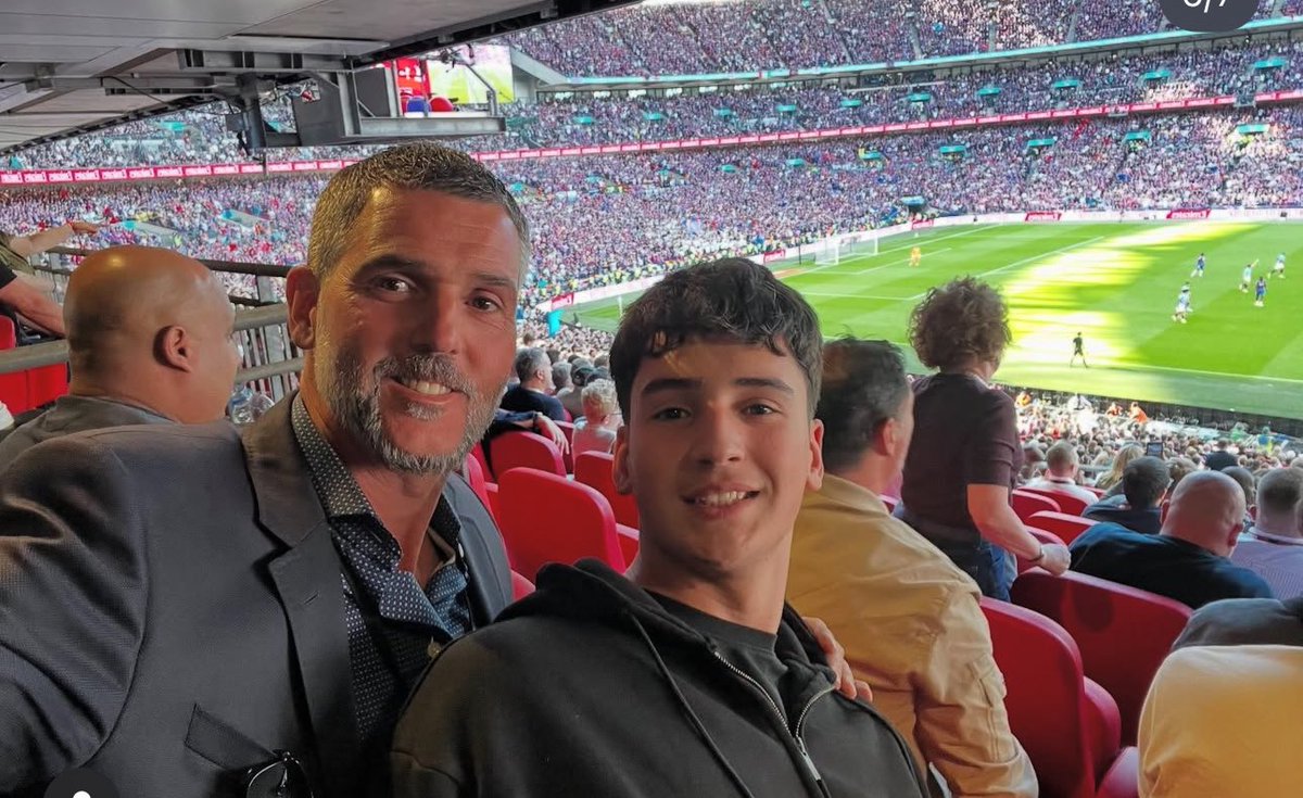 LET’S KEEP CELEBRATING… HAPPY BIRTHDAY JULIAN!! ❤️💙🎂🎈🎉