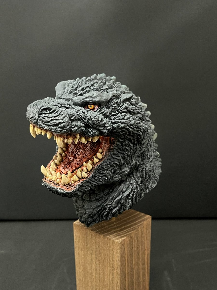 RYO@ねんど星人：ゴジラ（1954）飛行機握りバージョン ガレージキット