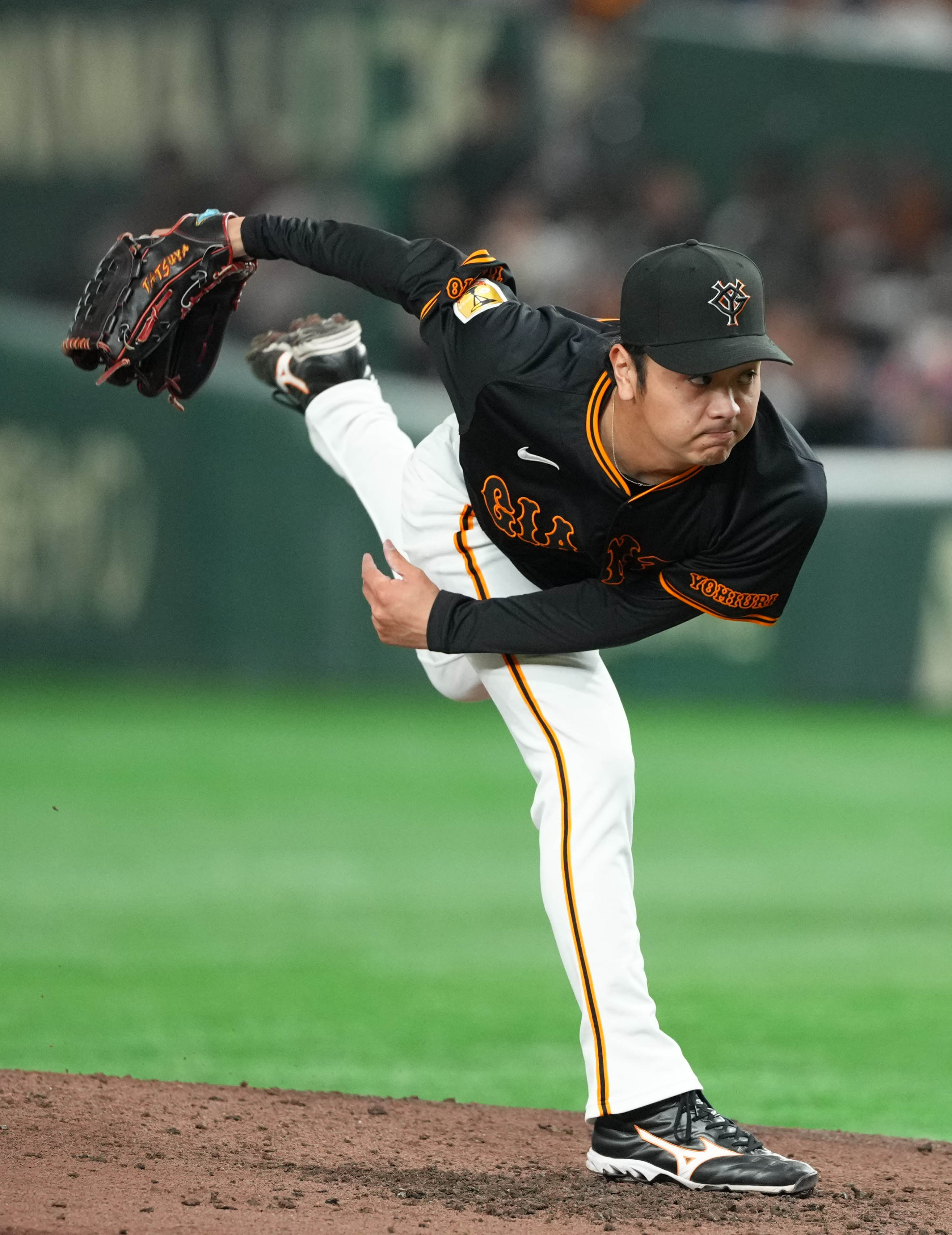 読売ジャイアンツ 巨人 石川達也 ガチャ 朝顔 サコッシュ