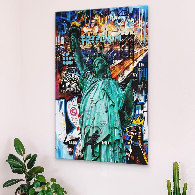 IMontableaudeco's tweet photo. Ajoutez une touche de caractère avec "Liberty", une œuvre de street art vibrante pour votre salon ! 🌆🎨 Laissez votre décor raconter une histoire de liberté et d'expression artistique. Optez pour l'exclusivité dès maintenant ! 👉 https://t.co/AtOsBEsq4H #newyork #Streetart https://t.co/HC0bMqG5zV