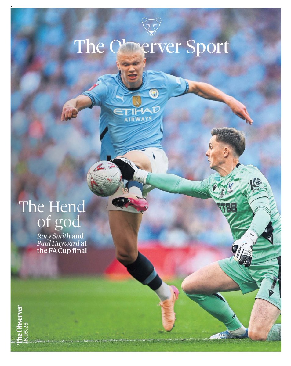 Palace - City maçının en kritik anına dair hem fotoğraf seçimi hem kelime oyunu ile The Observer Sport’tan çok iyi bir manşet gelmiş. 

Dean Henderson’ın ismi üzerinden “Tanrı’nın Eli” için ufak bir güncelleme ile oluşturulan “The Hend of god” başlığı.