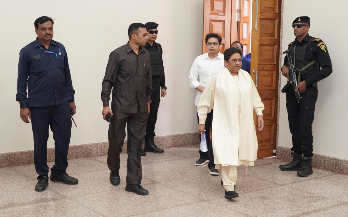 Mayawati tweet media