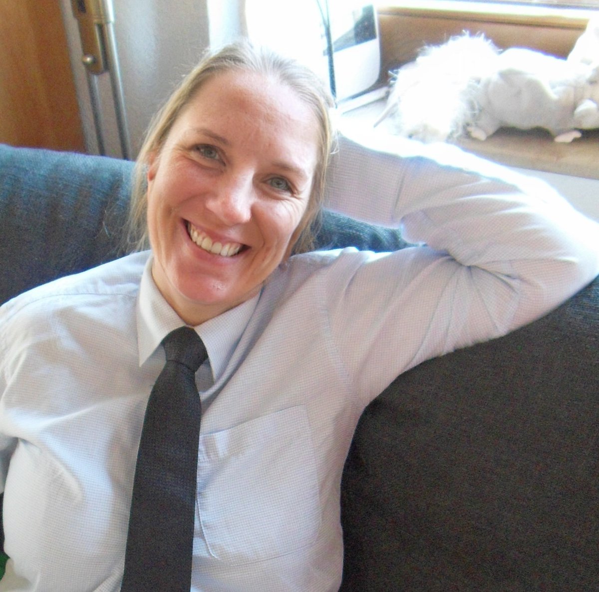 DoreenUp's tweet photo. #sundaymood #tiesunday #gaygirls #homogirl #happylesbian #womanintie #dapper #dapperlesbian #corbata #necktie #krawatte #galstuk #krawat https://t.co/Ga6mk95Ge9