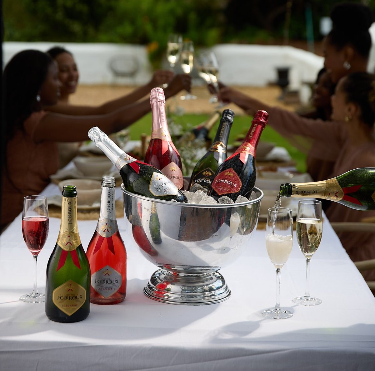 City of Joburg (@cityofjoburgza) on Twitter photo From first sips to festival sponsorships — <a href="/HouseOfJCLeRoux/">JC Le Roux</a> has long been at the heart of South Africa’s sparkling wine journey.
In this #JoziBubblyMoments chat, they share what it means to be a major sponsor of the Johannesburg Cap Classique, Champagne & Bubbly Festival — and From first sips to festival sponsorships — <a href="/HouseOfJCLeRoux/">JC Le Roux</a> has long been at the heart of South Africa’s sparkling wine journey.
In this #JoziBubblyMoments chat, they share what it means to be a major sponsor of the Johannesburg Cap Classique, Champagne & Bubbly Festival — and