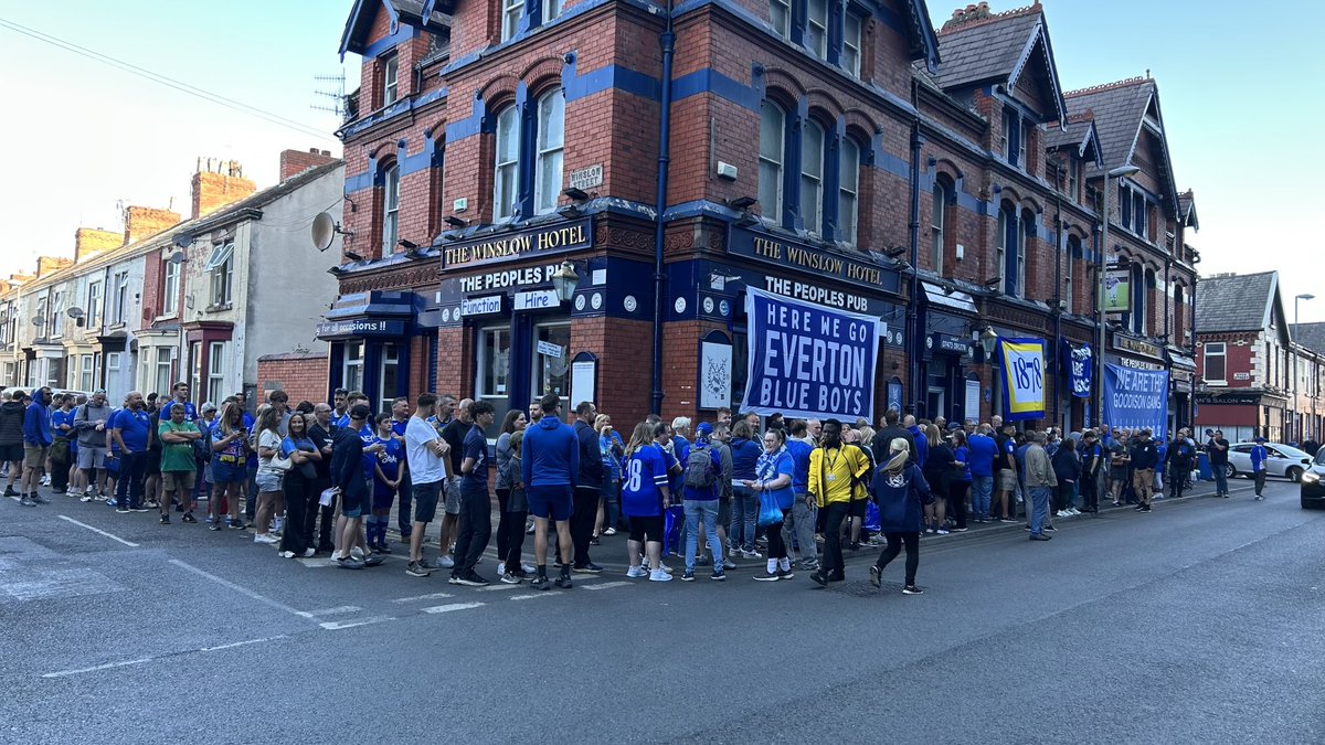 8.20am and the queues to get into The Winslow are huge before Everton’s final Premier League game at Goodison Park. Live ⁦<a href="/talkSPORT/">talkSPORT</a>⁩ noon