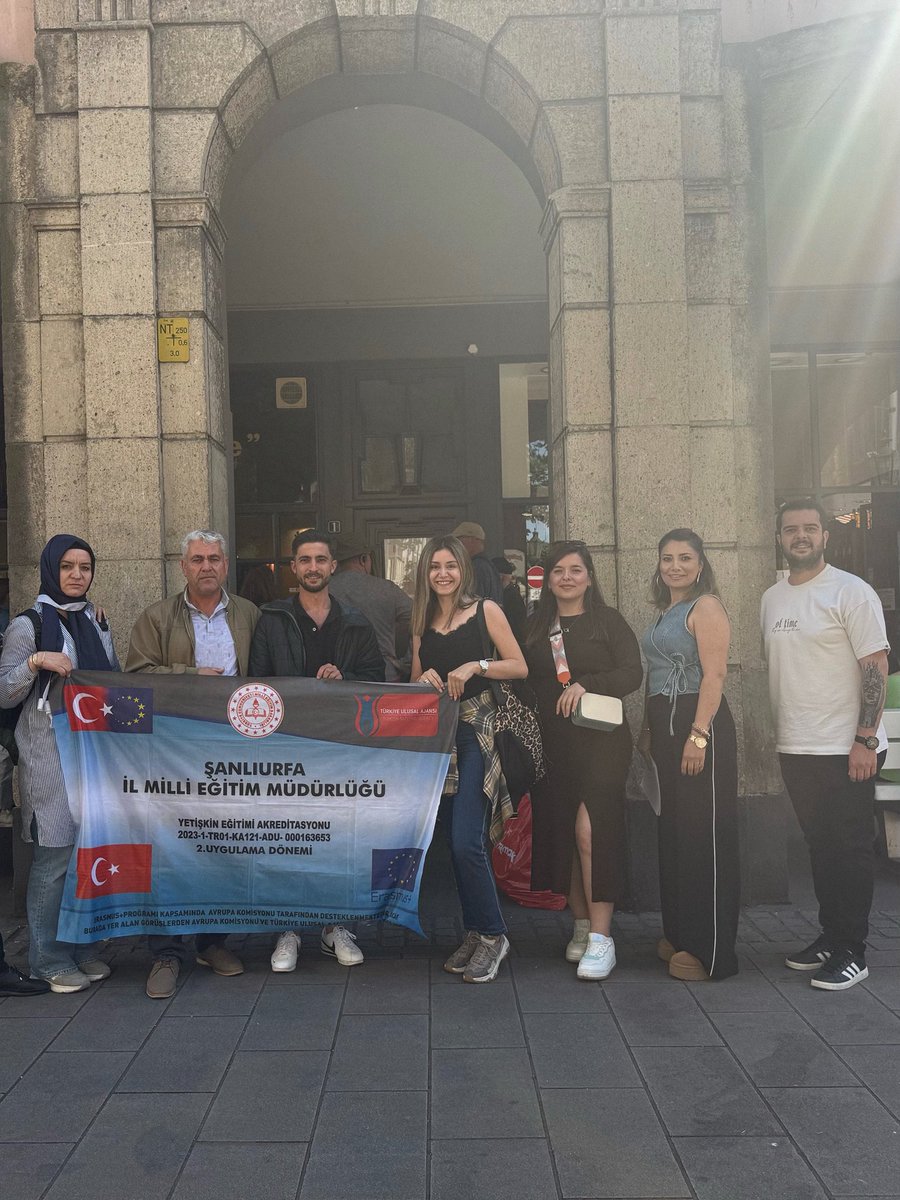 Siverek Halk Eğitimi Merkezi (@siverekhalk) on Twitter photo Erasmus projesi kapsamında Almanya’ya giden Müzik Öğretmenlerimiz Bermal SİYLİ, Ayşe ABİKOĞLU ve Sidar BODUROĞLU’nun aldıkları eğitimler kareler 🌟🎹🇩🇪
<a href="/tcmeb/">Millî Eğitim Bakanlığı</a> <a href="/ibrahimbaykan63/">İbrahim Baykan</a> <a href="/mebhbogm/">MEB Hayat Boyu Öğrenme Genel Müdürlüğü</a> <a href="/ASultanoglu63/">Asım SULTANOĞLU</a> <a href="/nilgunmujdeci/">Nilgün MÜJDECİ</a> <a href="/hasansildak/">Hasan ŞILDAK</a> <a href="/n_kapanoglu/">n_kapanoglu</a> <a href="/siverekmem63/">Siverek İlçe MEM</a> <a href="/sanliurfammem63/">Şanlıurfa İl Milli Eğitim Müdürlüğü</a> Erasmus projesi kapsamında Almanya’ya giden Müzik Öğretmenlerimiz Bermal SİYLİ, Ayşe ABİKOĞLU ve Sidar BODUROĞLU’nun aldıkları eğitimler kareler 🌟🎹🇩🇪
<a href="/tcmeb/">Millî Eğitim Bakanlığı</a> <a href="/ibrahimbaykan63/">İbrahim Baykan</a> <a href="/mebhbogm/">MEB Hayat Boyu Öğrenme Genel Müdürlüğü</a> <a href="/ASultanoglu63/">Asım SULTANOĞLU</a> <a href="/nilgunmujdeci/">Nilgün MÜJDECİ</a> <a href="/hasansildak/">Hasan ŞILDAK</a> <a href="/n_kapanoglu/">n_kapanoglu</a> <a href="/siverekmem63/">Siverek İlçe MEM</a> <a href="/sanliurfammem63/">Şanlıurfa İl Milli Eğitim Müdürlüğü</a>