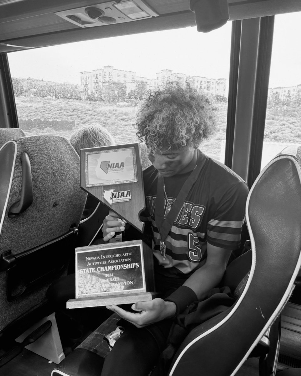 AceSapp24's tweet image. We had to come from behind and win this Championship in extra innings. Proud of my teammates and coaches for staying in the fight and never quitting | #Nevada5AStateChampions #BasicAcademy