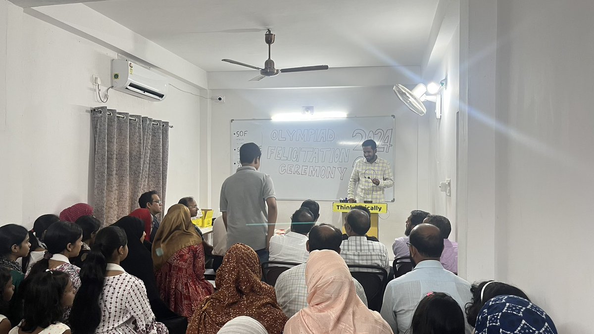 AkbarClasses's tweet image. Celebrated the brilliance of our Olympiad Achievers today at AKBAR CLASSES!
Medals, certificates, and moments of pride — all in one unforgettable morning.
Thank you to everyone who joined us in honouring the spirit of excellence!