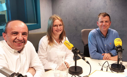 MeteoMauri (@meteomauri) on Twitter photo 🌡️ “Parlem del clima” és un projecte de divulgació climàtica impulsat per <a href="/jcreest/">Júlia Crespin Esteve</a>, nascut a Calafell Ràdio i ara també amb web educativa. Ciència, entrevistes i recursos didàctics per entendre i actuar davant l’emergència climàtica 🔊 3cat.cat/3cat/parlem-de… <a href="/parlemdelclima/">Parlem del Clima</a> 🌡️ “Parlem del clima” és un projecte de divulgació climàtica impulsat per <a href="/jcreest/">Júlia Crespin Esteve</a>, nascut a Calafell Ràdio i ara també amb web educativa. Ciència, entrevistes i recursos didàctics per entendre i actuar davant l’emergència climàtica 🔊 3cat.cat/3cat/parlem-de… <a href="/parlemdelclima/">Parlem del Clima</a>