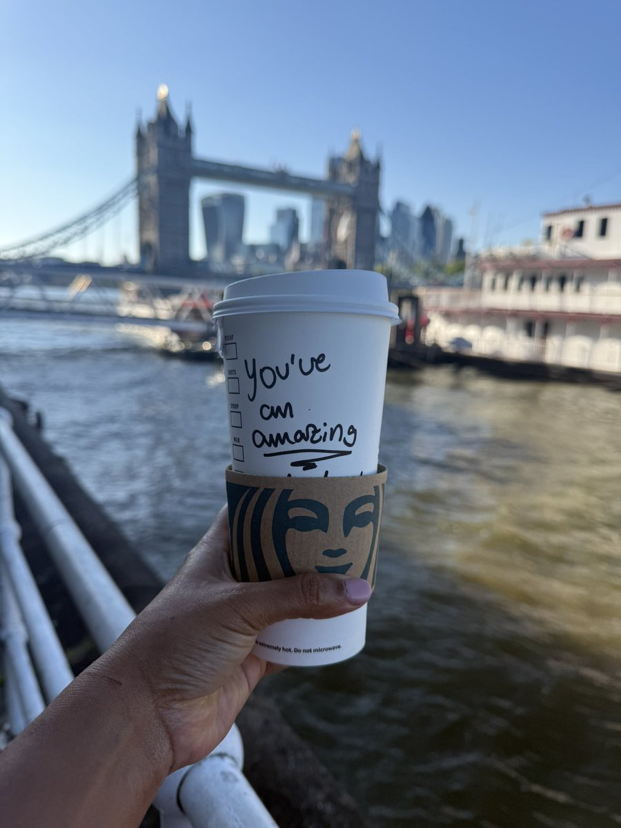 Life’s little joys 💙

A beautiful sunny day in London 🌞
Ordered a tea ☕️ at Starbucks, barrista made it extra special with this written on the tea cup .

Have a fabulous Sunday tweeps 💐