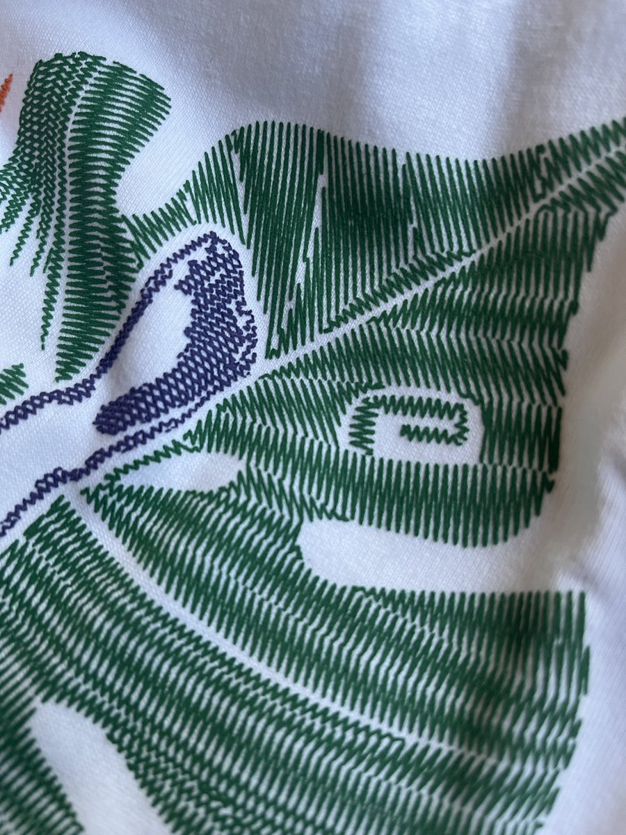 i_saorin's tweet photo. @rvddw 
普通のプリントじゃなくて、表面がでこぼこしてる感じの…
可愛い☺️！ https://t.co/rxeEz65t96
