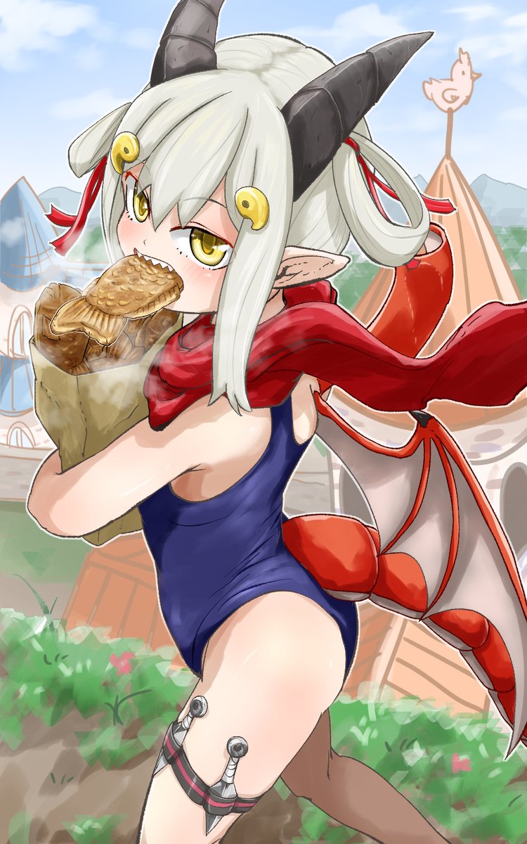 #見た人もなにか無言で羽根付の何かをあげる