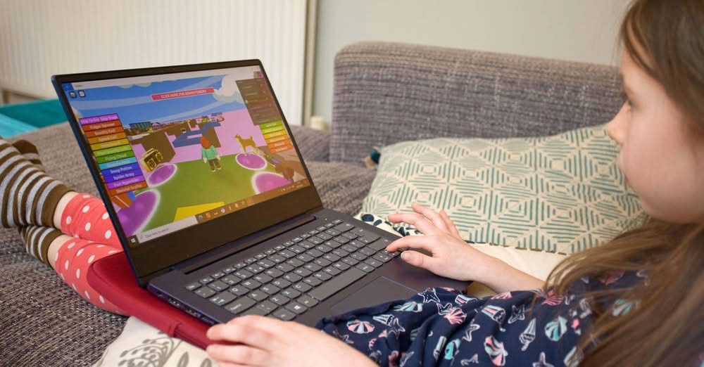 ActionMonaco's tweet image. #Roblox adds new #safety tools for #parents to monitor their #children’s accounts
ℹ️ msn.com/en-ca/news/tec…
#AIMCnews #ParentalitéNumerique #DigitalParenting #OnlineSafety #tech #InternetDangers #childrenOnline