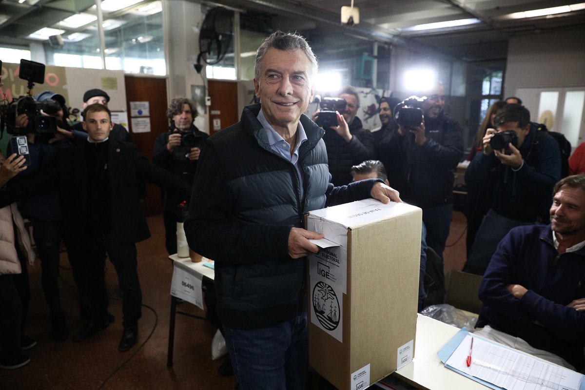 Ya votó <a href="/mauriciomacri/">Mauricio Macri</a>.