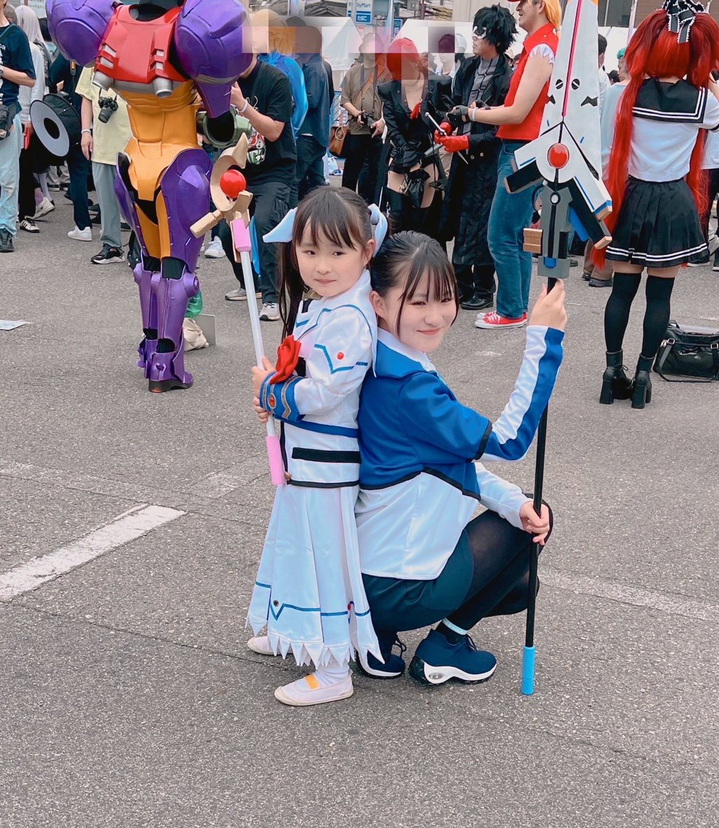 youko0327reia's tweet photo. 今日は、ストフェスに
ほわちゃん&amp;あまちゃん姉妹の
魔法少女リリカルなのは
新作見て来たよ！
2人ともキリッと決まってる
1日ありがとう😊

#魔法少女リリカルなのは 
#ストフェス2025 https://t.co/vqhGZx2Ygm