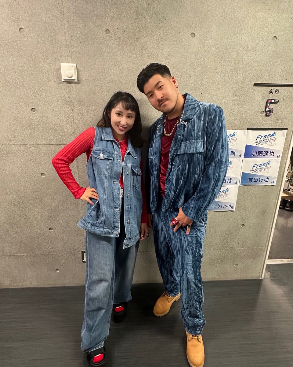 Zinee&issei tweet media