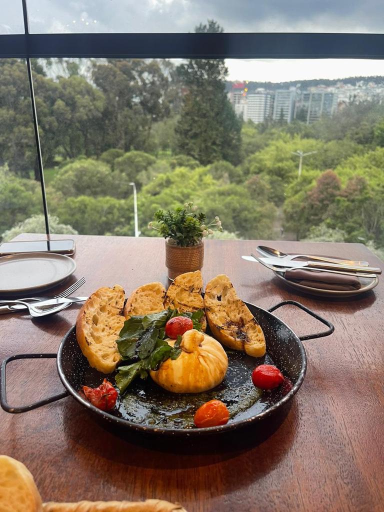 SASKIAectrav's tweet image. 