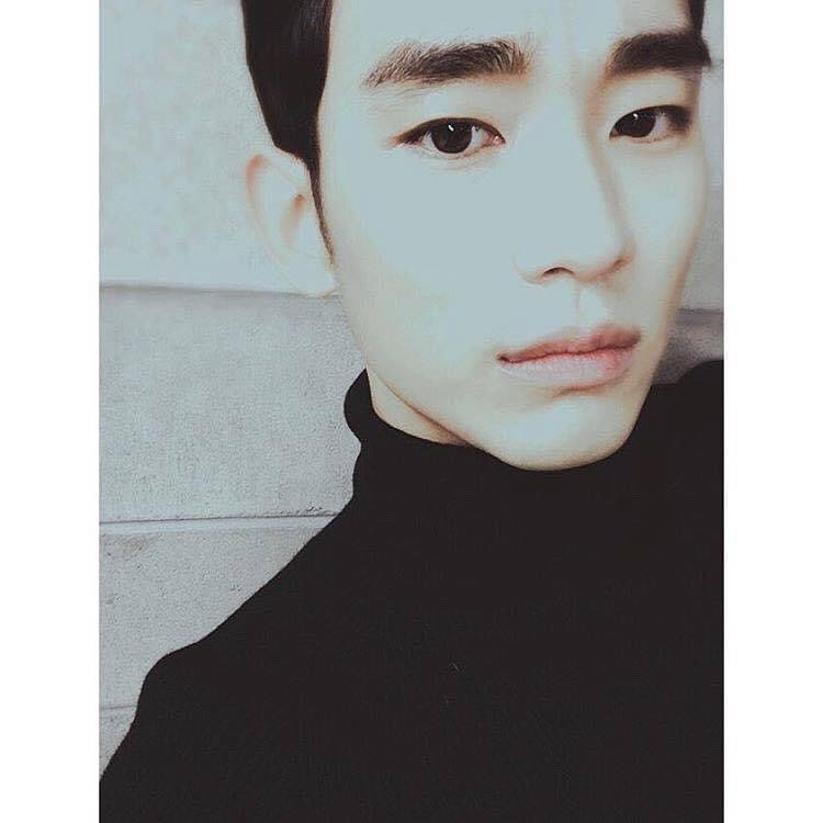 sandi_k216's tweet photo. Miss you a lot 🩷 #김수현 #KimSooHyun #キムスヒョン #金秀賢 https://t.co/Z9ADKxTSbx