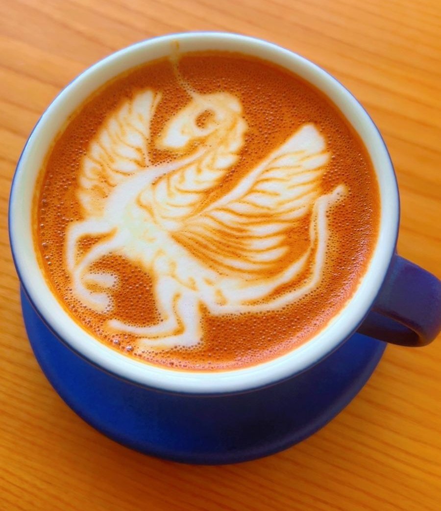 لبعضهم أهديهم المثل الإنجليزي 
"Walk a mile in my shoes”