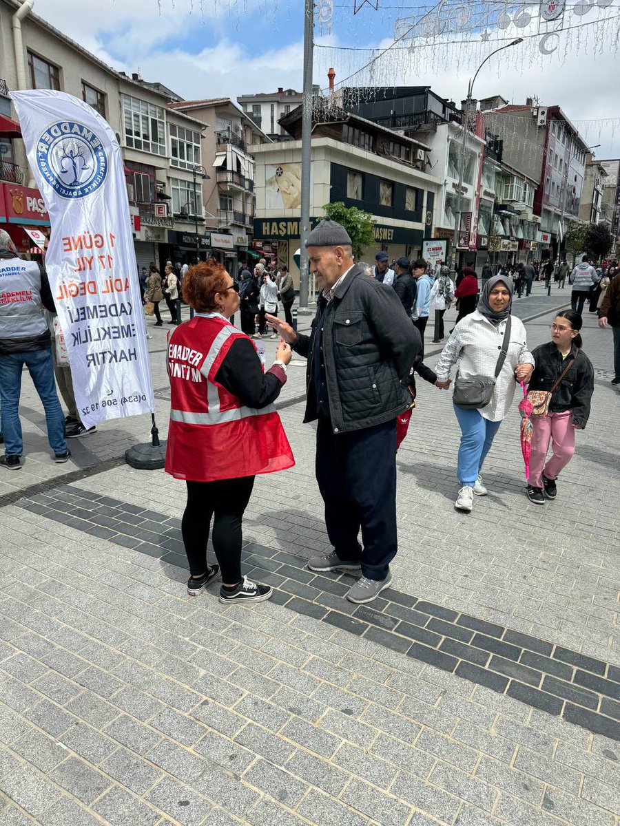 STAND - TANITIM ve BROŞÜR ETKİNLİĞİ

🔊🔊 İSTANBUL 🔊🔊

Emeklilikte Adalet Derneği <a href="/EmadDernegi/">EMEKLİLİKTE ADALET DERNEĞİ ⚖️</a> öncülüğünde Genel Başkan Sayın Mihriban Uğurlu <a href="/mihribanugurluu/">Mihriban UĞURLU ⚖️</a> hanımefendi ve İstanbul İl Temsilciliği yönetiminde ; 
🌟 18 Mayıs Pazar günü,İstanbul Ümraniye 15 Temmuz Şehitler