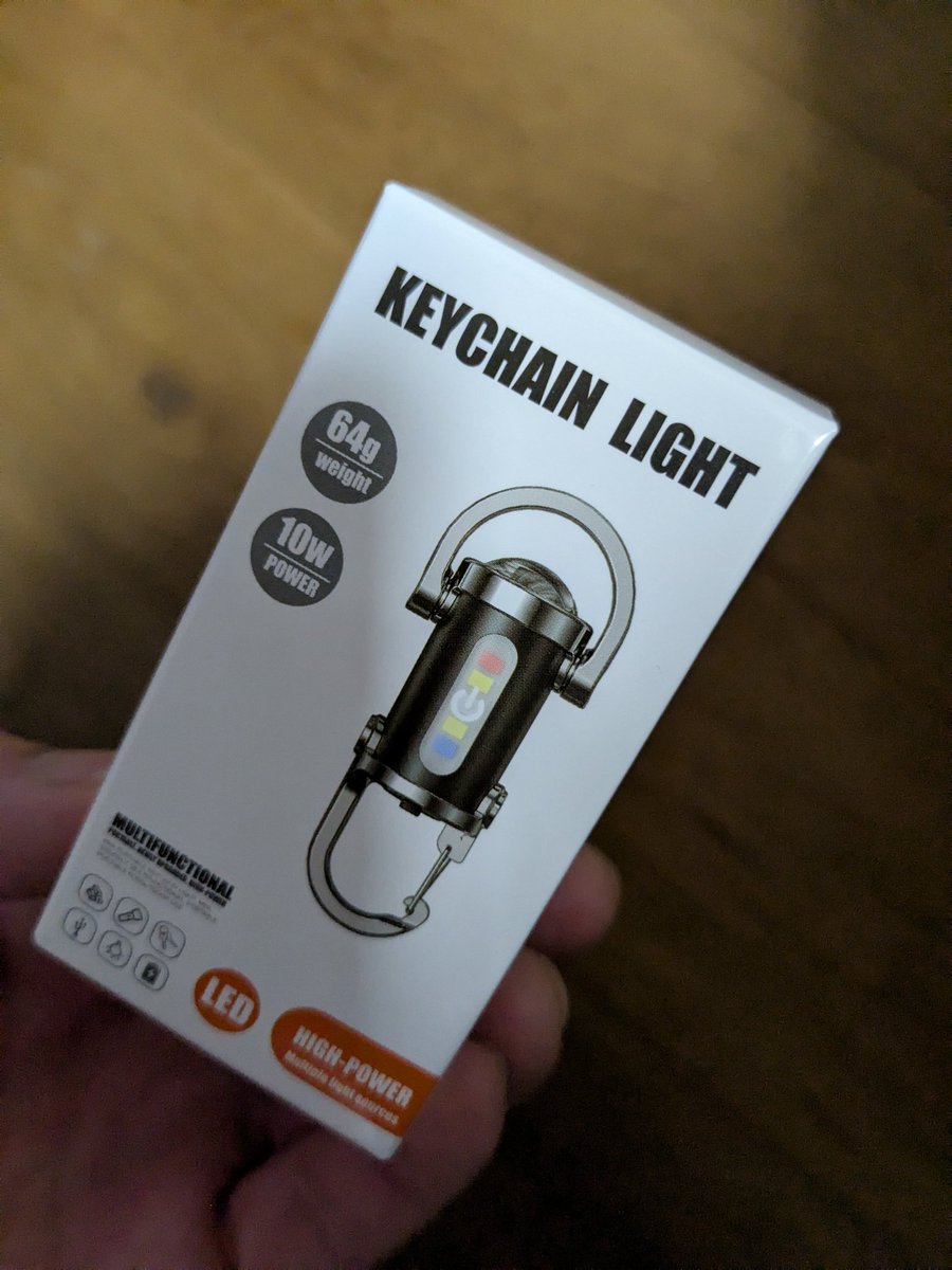 hocchan1217's tweet image. 好奇心の塊なので…
最近、SNSの広告によく出てくるコレ、購入してみた✌️😁
スゲー光量💥✨
#keychainlight
