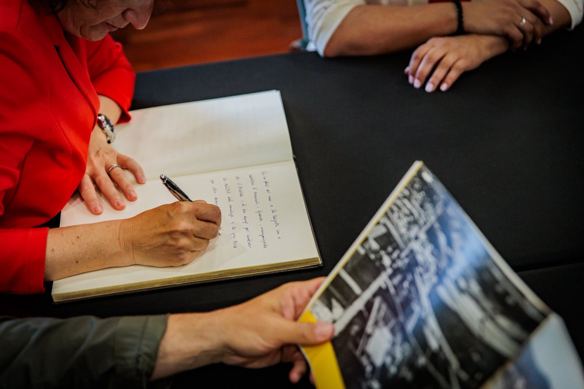 Aquest matí he visitat l'<a href="/AjlaLlagosta/">La Llagosta</a> de la mà del seu Alcalde <a href="/Ossiega/">OScar SIErra GAona /❤</a> i de regidors de l'equip de govern.

He pogut conèixer els reptes i els problemes que té el municipi i m'he compromès en nom del govern <a href="/gencat/">Generalitat de Catalunya</a> a treballar per ajudar-los a resoldre'ls.

Cal escoltar i donar