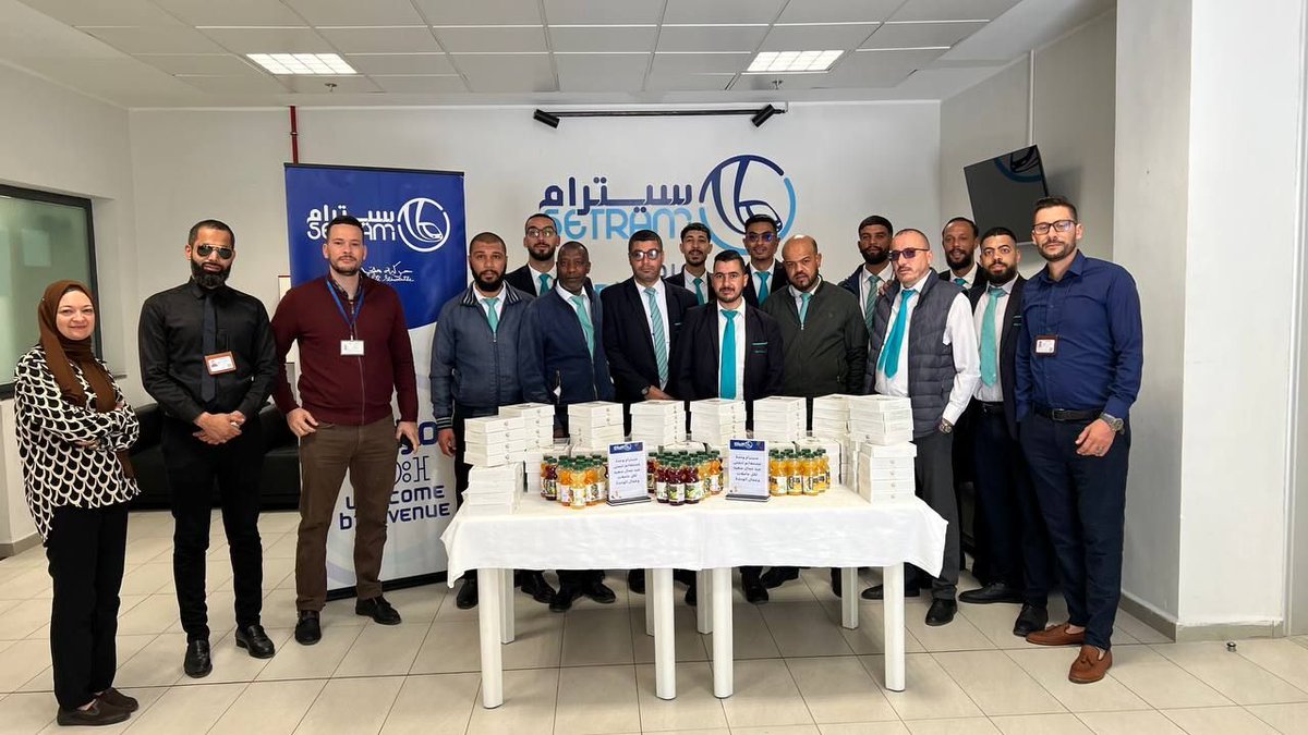 SetramAlgeria's tweet photo. أحيت #سيترام وحدة مستغانم عيد العمال المصادف للفاتح من ماي رفقة عمالها المناوبين، حيث قمنا بمشاركتهم إحتفالا بسيطا على شرفهم، تقديرا لمجهوداتهم المبذولة وعرفانا على إلتزامهم تجاه مسافرينا الكرام بتقديم خدمة نقل مستمرة وذات جودة عالية. https://t.co/NnbLuIv5P3