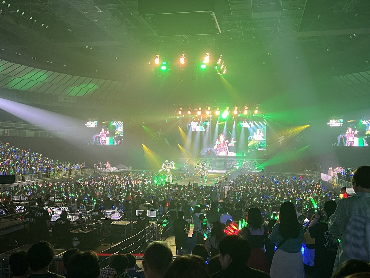 iGreedZz's tweet image. きっくんさんにMSSPライブご招待いただき初参戦！
横アリで人いっぱい、凄いなぁ。先輩方超かっこよかった。
(途中撮影OKでした)
#MSSP横アリ