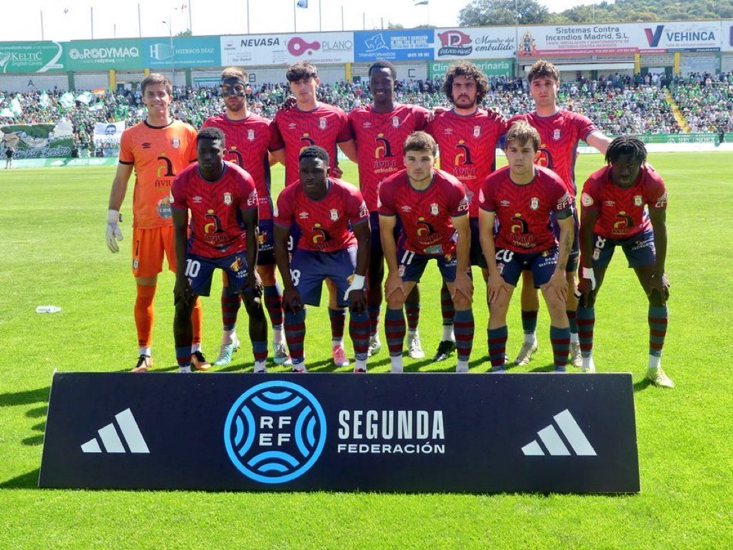 Papel más que digno del <a href="/RealAvilaCF/">Real Ávila CF</a> que ha sido eliminado con un gol en el 97’ y por el condicionante de ser quinto, además de jugar cerca de 90’ con uno menos. No les han superado y solo un detalle les priva de la gran final. 

Matrícula de honor para un recién ascendido que ha