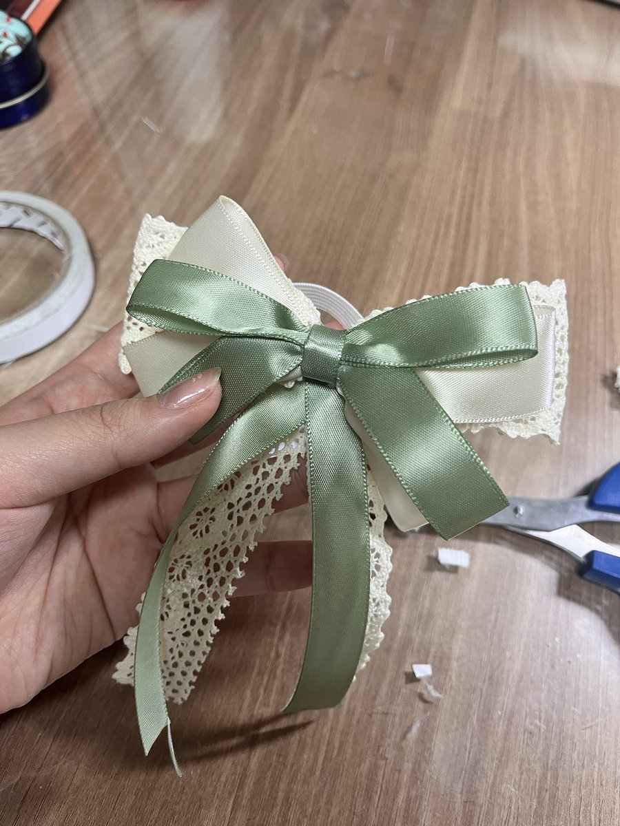 와 힘들억...이제 중앙에 붙힐 파츠만 사서 붙히면 됨