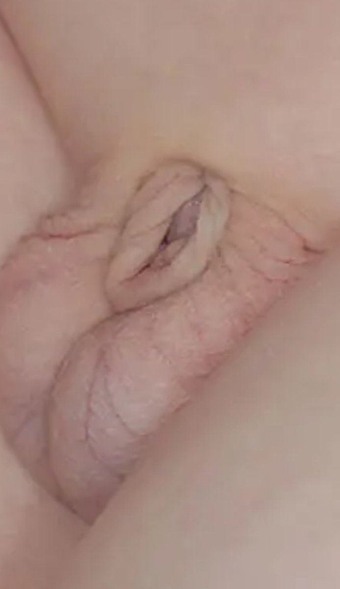 Ggg77771_'s tweet photo. Who wants to suck this big dick? #sph #small_penis #little_penis https://t.co/7FGbEKUun0