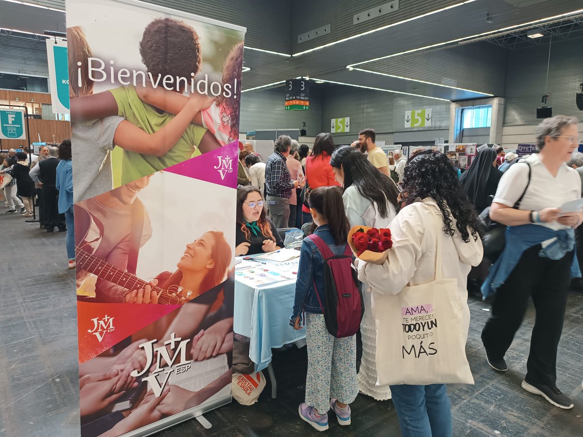 ¡En el BEC de Bilbao celebrando los 75 años de la diócesis!
JMV presente para sentirse Iglesia ⛪ y compartir lo que vivimos y sentimos
Un día sencillo, ¡pero lleno de VIDA!
#JMV #IglesiaJoven #75AñosDiócesis