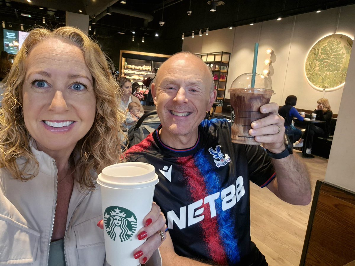 Took the Mrs shopping in Bluewater this morning and obviously had to wear the <a href="/CPFC/">Crystal Palace F.C.</a> colours. We had so many random people come up and congratulate us on the win and say nice things about the club and fans. Really restores faith in the human spirit 🦅 ♥️💙