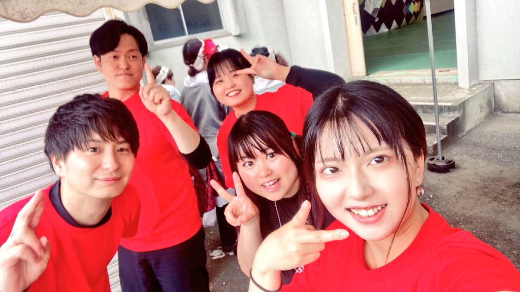 #黒崎よさこい祭り 参加してきました！
久々の遠征、小人数でしたが、最後まで楽しく踊ることが出来ました。

各会場で、飛び入り参加してくださった
踊り子の皆さん、観客の皆さん✨
ありがとうございました！
皆さんの暖かさに感謝、感謝です😭💕

広まれ！総踊り曲！！☺️