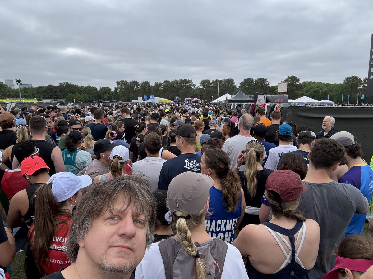 LeadbeaterChris's tweet image. Another amazing day, @HackneyMoves. Same time next year? #HackneyHalf