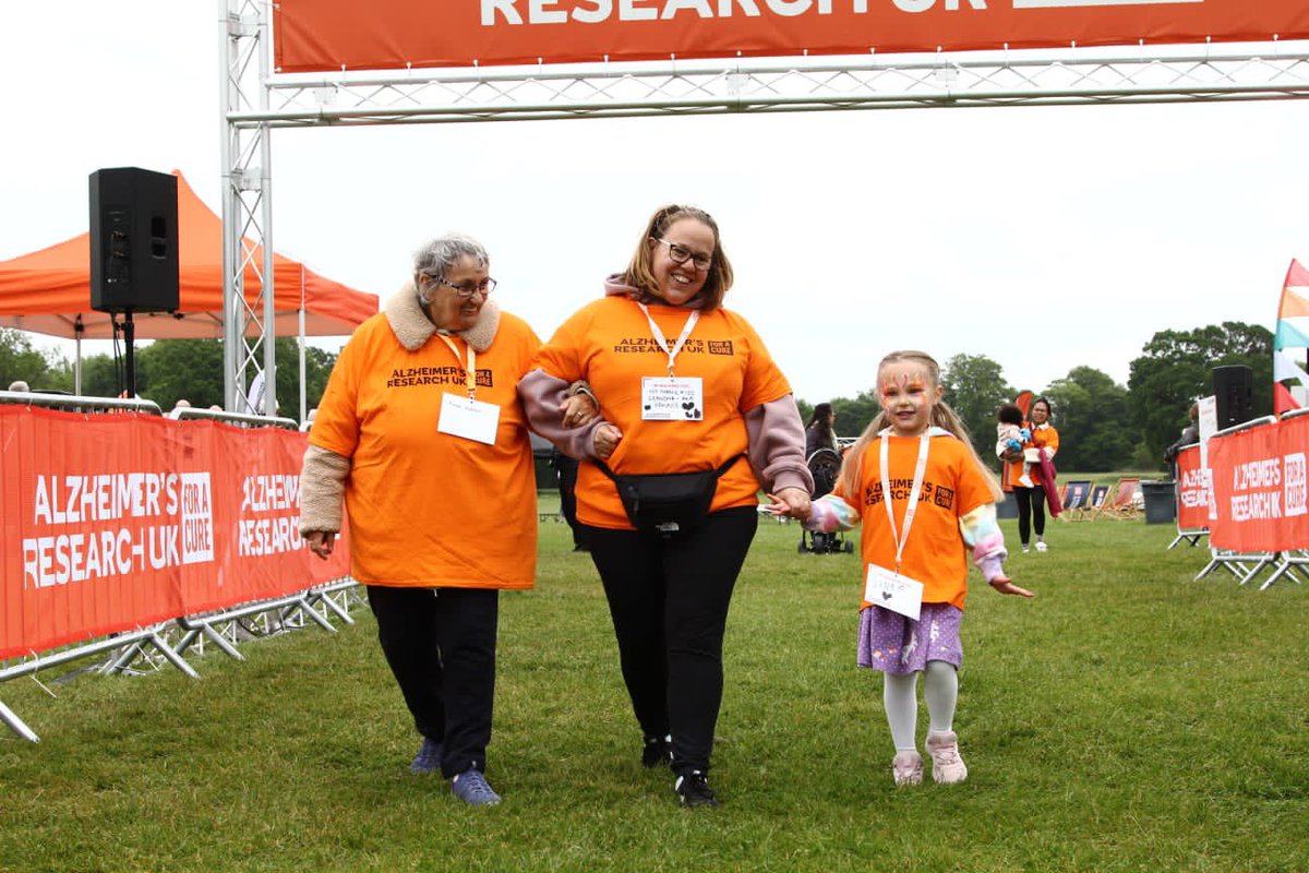 Alzheimer's Research UK (@alzresearchuk) on Twitter photo A massive thank you to everyone who took part and volunteered at our first #WalkForACure event of 2025.
We had an amazing time at Harewood House in Leeds today!
We'll see you next at Alexandra Palace in London on Sunday 8 June. A massive thank you to everyone who took part and volunteered at our first #WalkForACure event of 2025.
We had an amazing time at Harewood House in Leeds today!
We'll see you next at Alexandra Palace in London on Sunday 8 June.