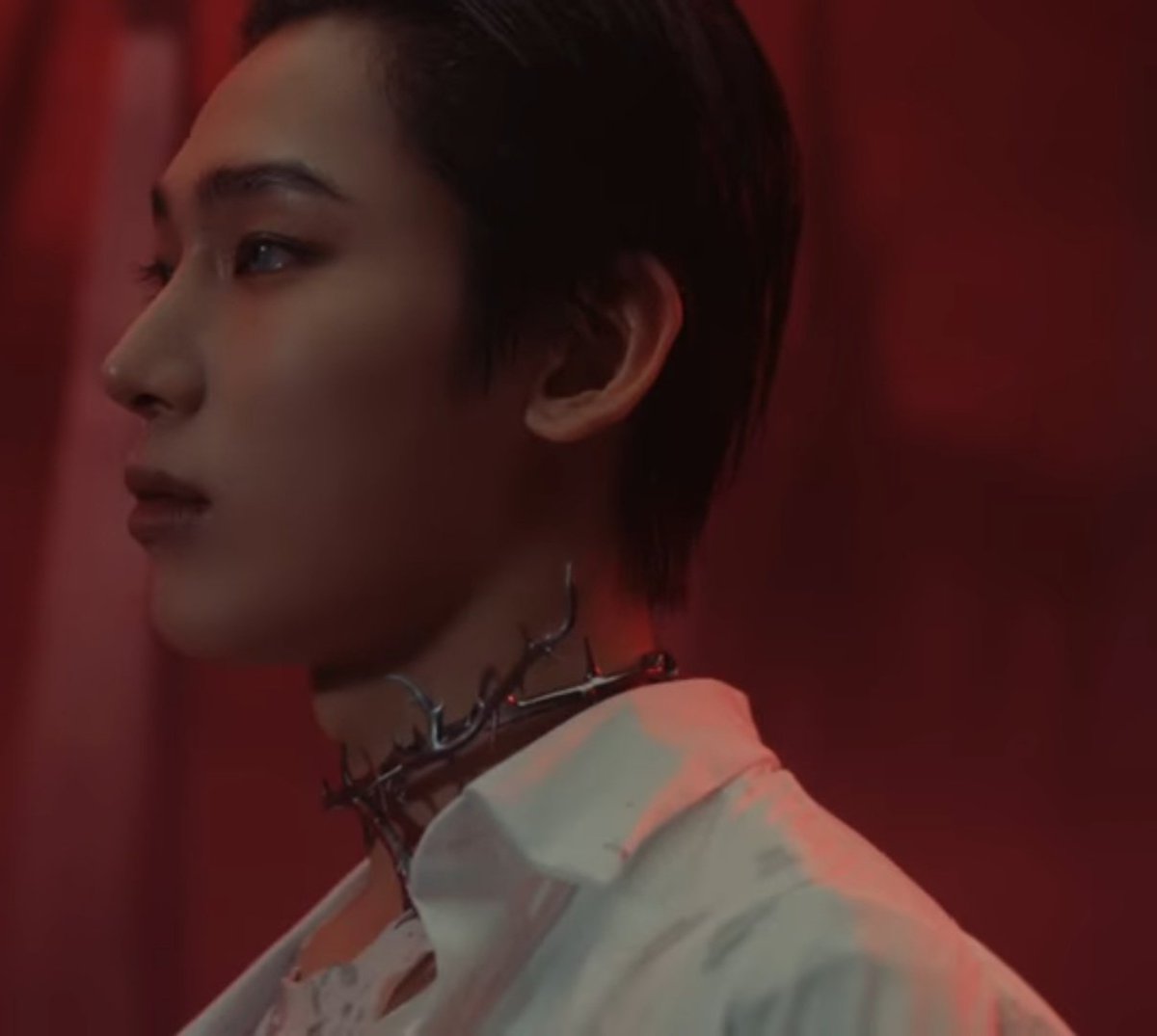 kungyazfilms's tweet photo. SUNOO CHOKER NECKLACE HOLY https://t.co/C4RxSuiYSb