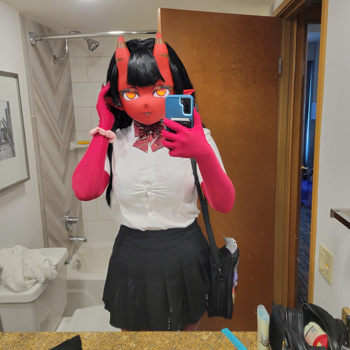 Was a successful first con debut for Meru 🤘 so happy to meet so many kigs at Acen. Definitely returning. ❤️