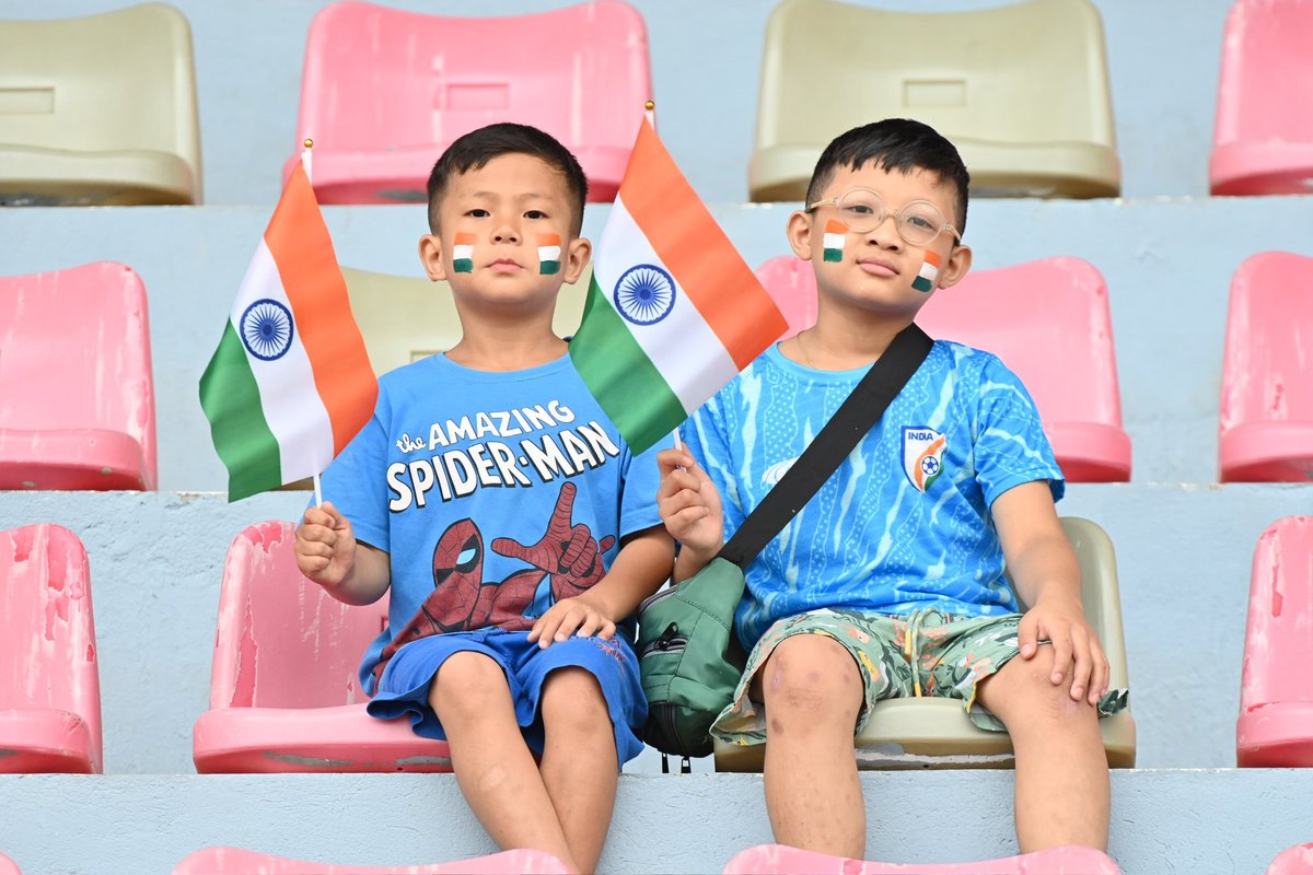 Arunachal Pradesh ♥️🇮🇳

India playing Bangladesh at SAFF U19 Finals, live at SportzWorkz YT

#IndianFootball 📸: AIFF