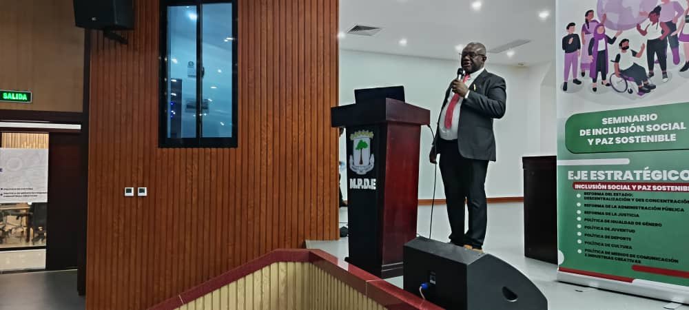 oncige's tweet photo. 📍ONCIGE estuvo presente en el seminario sobre Inclusión Social en 🇬🇶, en el marco del #Horizonte2035.

El presidente Juan Rocoso Bolopo compartió logros y propuestas para una sociedad más equitativa. 🤝🌍

#ONCIGE #InclusiónSocial #DesarrolloSostenible #GuineaEcuatorial https://t.co/jaVVWHSDMG