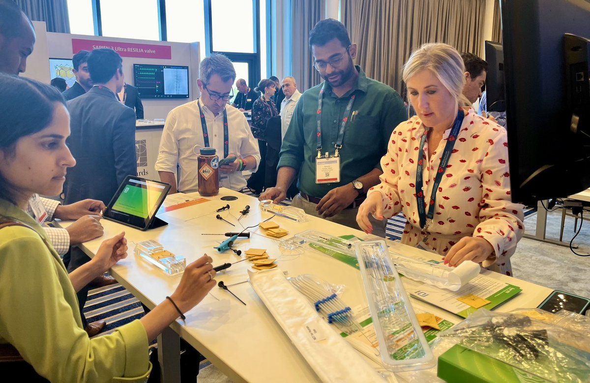 Cardiovascular Research Foundation (@crfheart) on Twitter photo 🫀 Learning in action at #Fellows2025!
Every session is a chance to grow, connect, and sharpen the skills that will shape tomorrow’s care.
#CardioX #CardioTwitter #CardioEd #CardioResearch <a href="/BurkhoffMd/">Dan Burkhoff MD PhD</a> <a href="/djc795/">David J. Cohen, MD, MSc</a> <a href="/georgedangas/">George Dangas, MD, MACC, MSCAI</a> <a href="/jgranadacrf/">Juan F. Granada</a> <a href="/MartyBLeon/">Marty Leon</a> <a href="/Drroxmehran/">Dr Roxana Mehran</a> <a href="/mbmcentegart/">Margaret McEntegart</a> 🫀 Learning in action at #Fellows2025!
Every session is a chance to grow, connect, and sharpen the skills that will shape tomorrow’s care.
#CardioX #CardioTwitter #CardioEd #CardioResearch <a href="/BurkhoffMd/">Dan Burkhoff MD PhD</a> <a href="/djc795/">David J. Cohen, MD, MSc</a> <a href="/georgedangas/">George Dangas, MD, MACC, MSCAI</a> <a href="/jgranadacrf/">Juan F. Granada</a> <a href="/MartyBLeon/">Marty Leon</a> <a href="/Drroxmehran/">Dr Roxana Mehran</a> <a href="/mbmcentegart/">Margaret McEntegart</a>