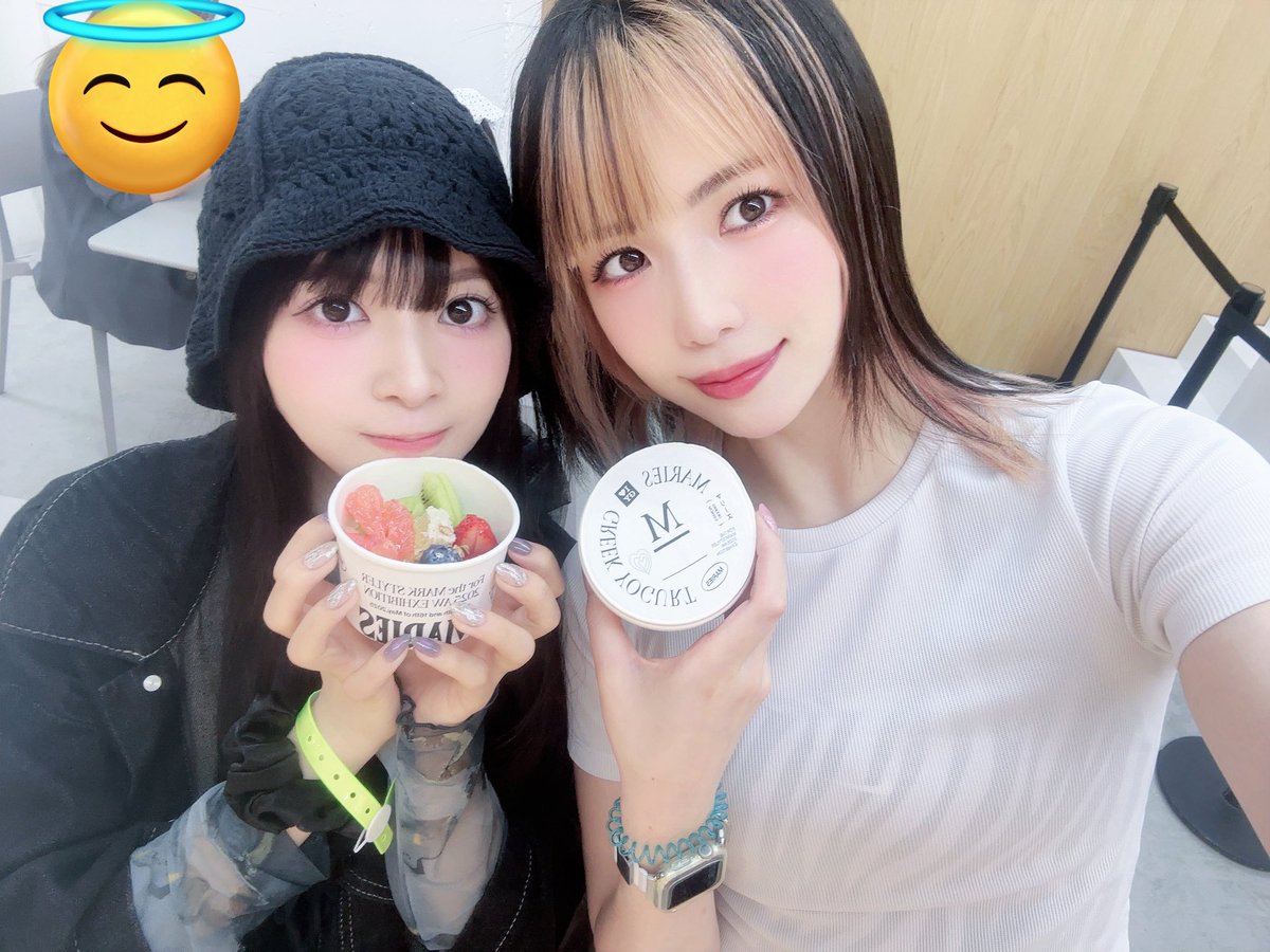 lunch_mahiru's tweet photo. お誘い頂いてみほちゃんと
#MARKSTYLER の展示会に行ってきたよ🫶🏻ハピ
可愛いお洋服いっぱいで購買意欲をそそられ、
たーくさん買っちゃった//
ダイエット頑張ろうという気持ちになったので
夏に向けてがんばるぞ~🍉❣️
(みほちゃんありがと😘) https://t.co/nLGF1BM28v