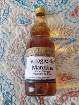 jesus_osorior's tweet image. Vinagre de manzana: el elixir olvidado.

Este producto natural ha sido usado por siglos.

Y sus beneficios para el cuerpo humano son sorprendentes.

7 formas de utilizar el vinagre de manzana a tu favor:

🧵