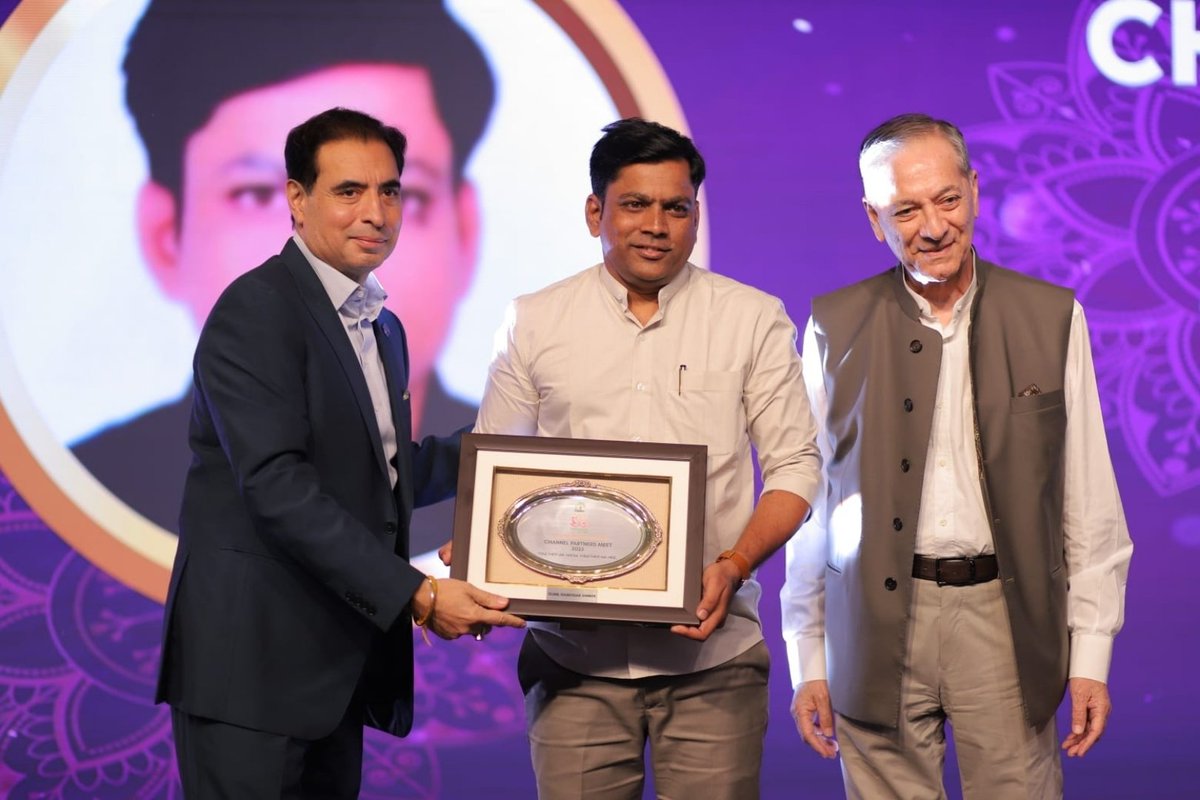 imohitburman's tweet photo. Glimpses from Dabur’s Channel Partner Meet – Sangam 2025
A vibrant gathering of key partners and stakeholders in Delhi, celebrating collaboration and growth.

#DaburIndia @daburindia  #channelpartnermeet #sangam2025 #Dabur https://t.co/IBuGZn89wa