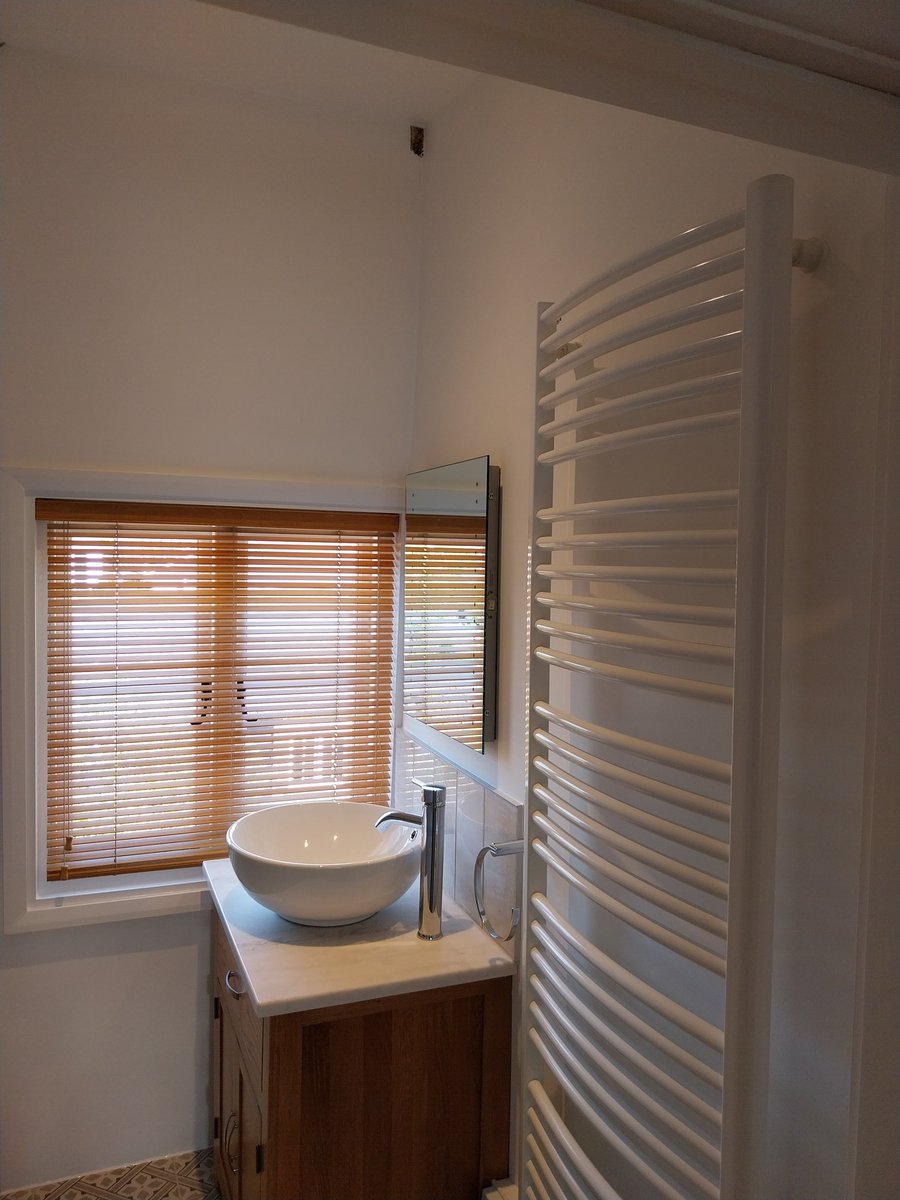 __Superior__'s tweet image. En-suite back together again following a water leak, new floor, shower tray and vanity unit. 
#Hadlow #Repeatcustomer
