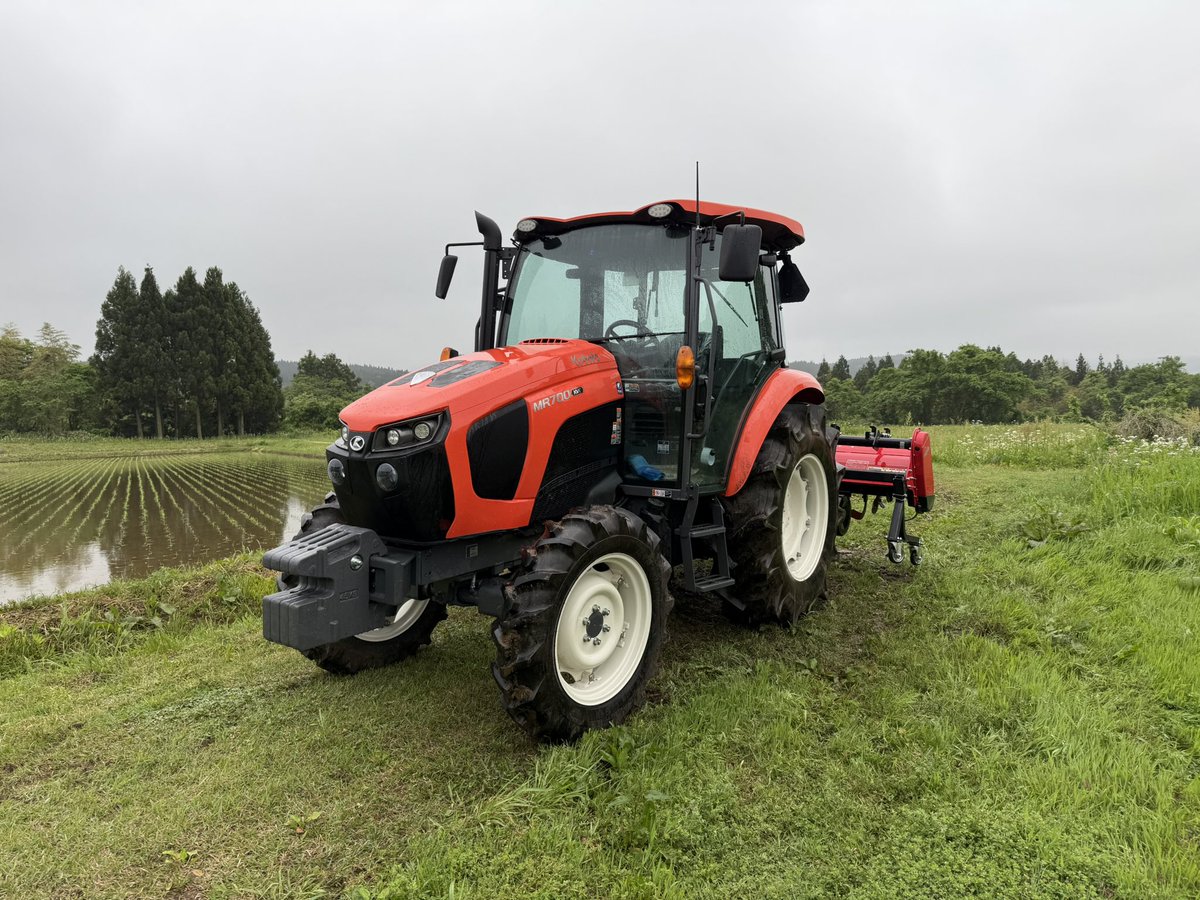 itofarm1010's tweet photo. 田植えも終わったので
MRとSLの洗車
明日から大豆準備！ https://t.co/NuW1g6iGsH