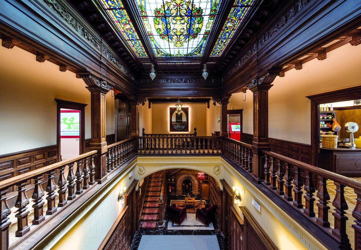 🏦 Esta mañana celebramos con vosotros en el MeL el #DíaInternacionaldelosMuseos. Visitas guiadas con descuentos del 50%. Reserva telefónica (673 853 863) en la taquilla del Museo. 🤗 #Leonesp #museos #visitas #visitasguiadas