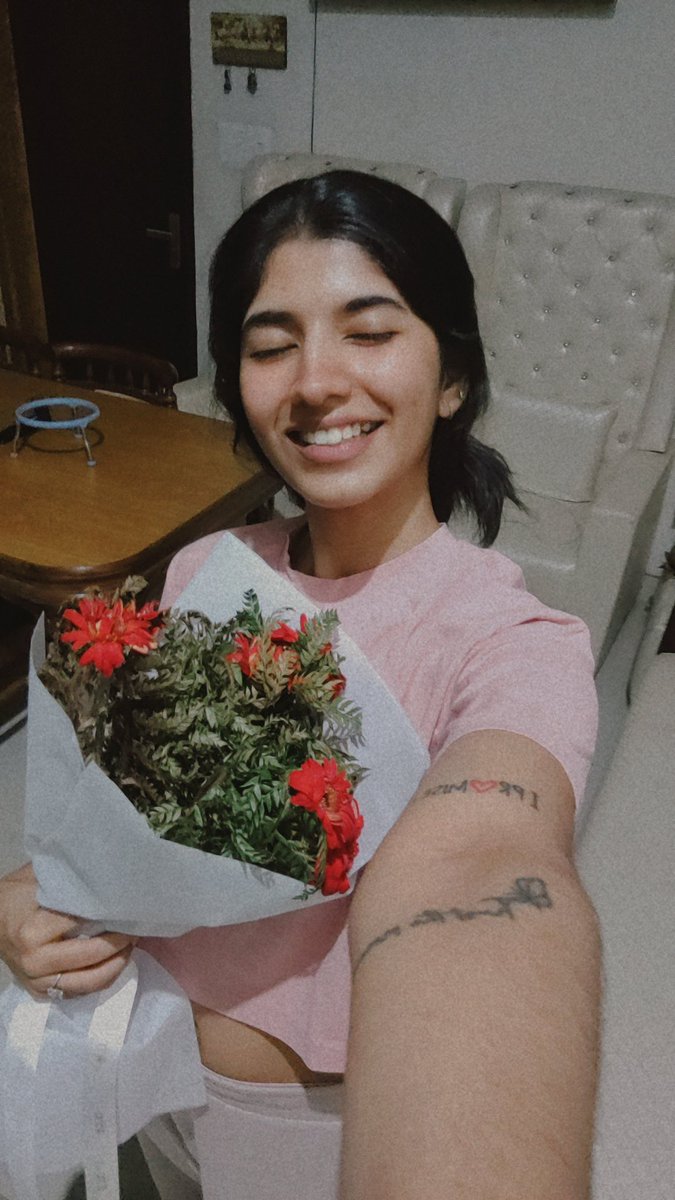 Ishabletweets's tweet photo. I'm 24 today.

24. Dang.

It's a weird age, objectively.

Basically, it's the year where life starts asking serious questions, and you're not quite sure what the answers are yet.

But all in all, 24 is a beautiful place to be. https://t.co/Ag6wKuNPOy